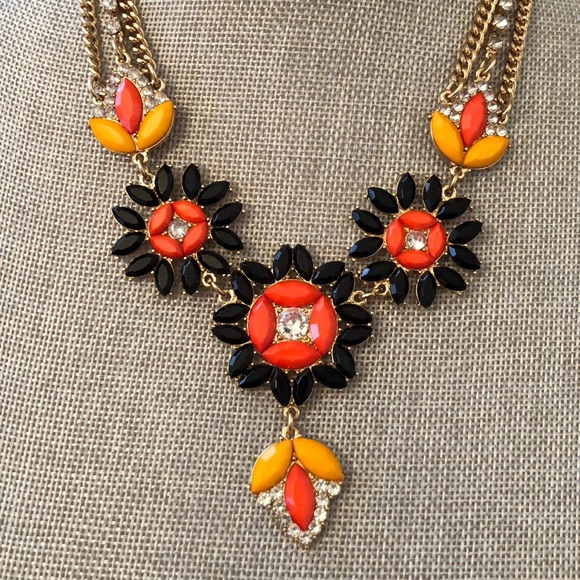 J Crew Floral Statement Necklace - Picture 2 of 2